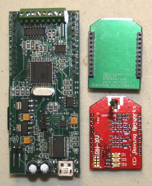 AndroiDAQ USB and Wi-Fi connectivity, includes an xBee Class 1 Wi-Fi Radio that has wire antenna.